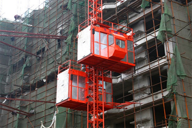 Material lift Manufacturer in Delhi NCR